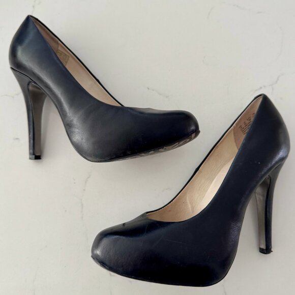 Hush Puppies Black Leather Heels – Size 7 - Picture 3 of 6